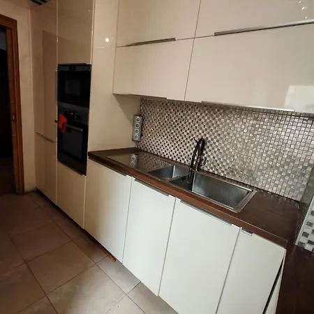 Apartment Bel Appartement, Parking Gratuit, Metro A 150M Clichy